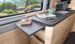 Küchenbereich von einem Wohnmobil