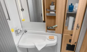 Badebereich eines Wohnmobils